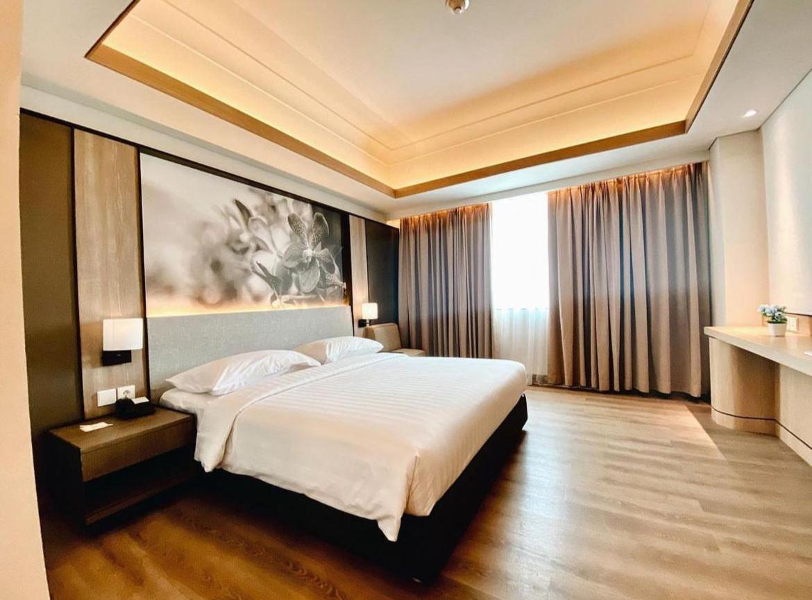 Hotel Orchardz Jayakarta Esterno foto