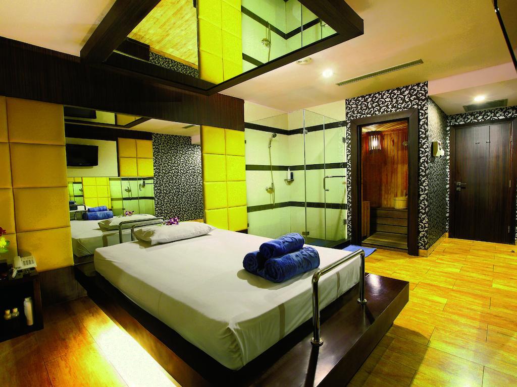 Hotel Orchardz Jayakarta Esterno foto