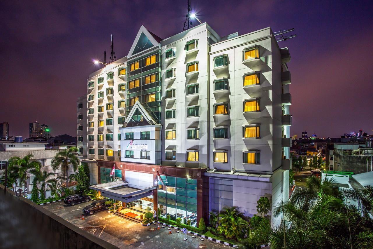 Hotel Orchardz Jayakarta Esterno foto