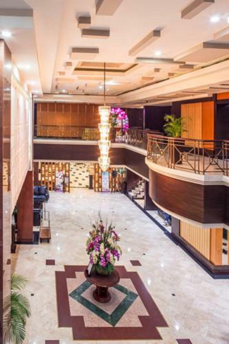 Hotel Orchardz Jayakarta Esterno foto